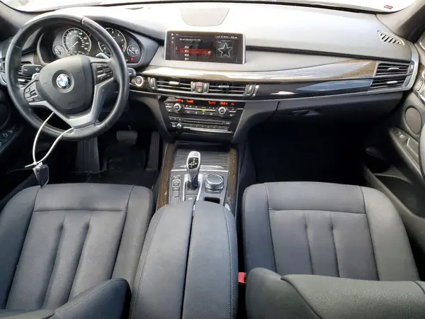 5UXKR2C57J0Z21052 2018 BMW X5 - Image 8