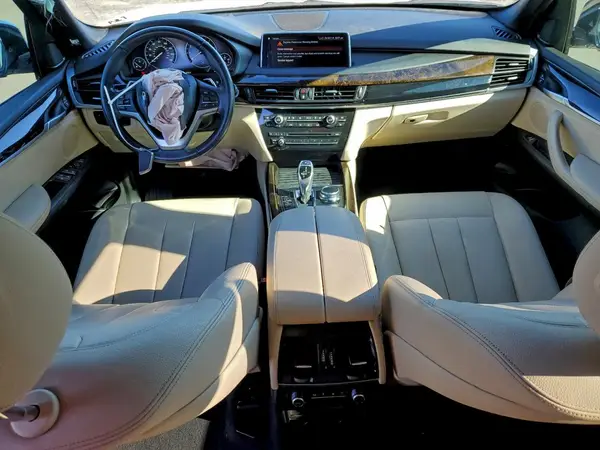5UXKR2C57J0Z21178 2018 BMW X5 - Image 8