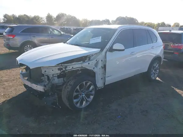 5UXKR2C57J0Z21486 2018 BMW X5 - Image 2