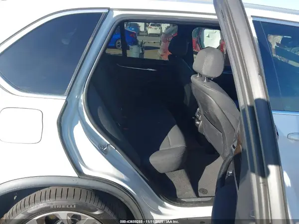 5UXKR2C57J0Z21486 2018 BMW X5 - Image 8