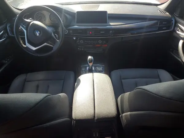 5UXKR2C57J0Z21844 2018 BMW X5 - Image 8