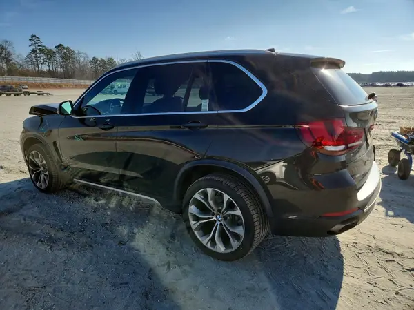 5UXKR2C57J0Z21858 2018 BMW X5 - Image 2