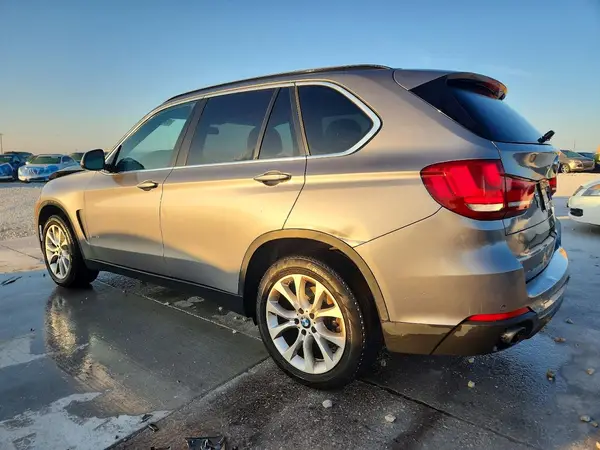 5UXKR2C58G0H42420 2016 BMW X5 - Image 2