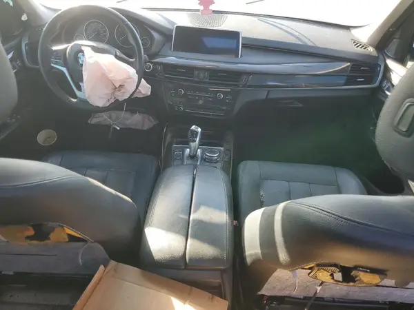5UXKR2C58G0R69068 2016 BMW X5 - Image 8