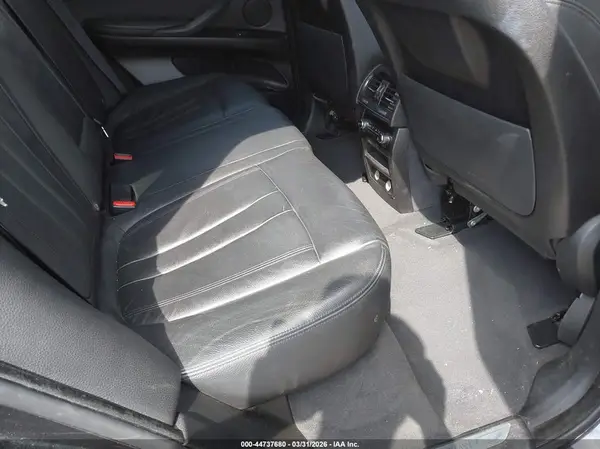 5UXKR2C58G0R70186 2016 BMW X5 - Image 8