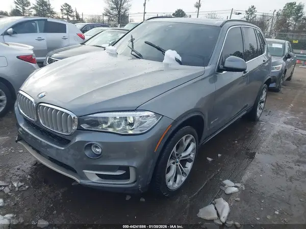 5UXKR2C58G0R71001 2016 BMW X5 - Image 2