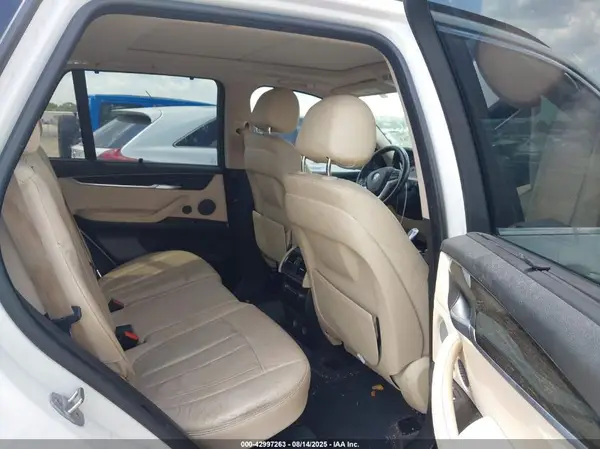 5UXKR2C58G0R71564 2016 BMW X5 - Image 8