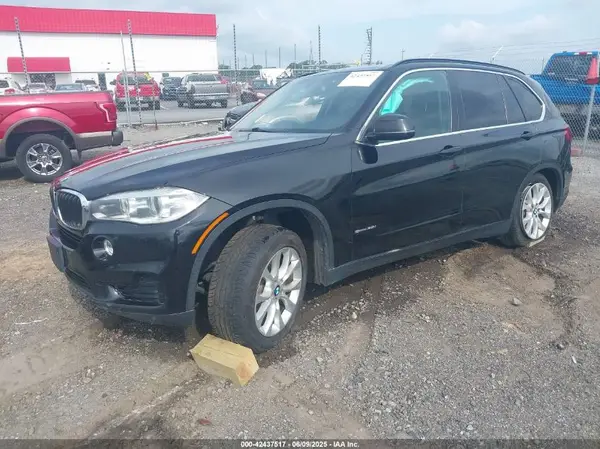 5UXKR2C58G0R72116 2016 BMW X5 - Image 2