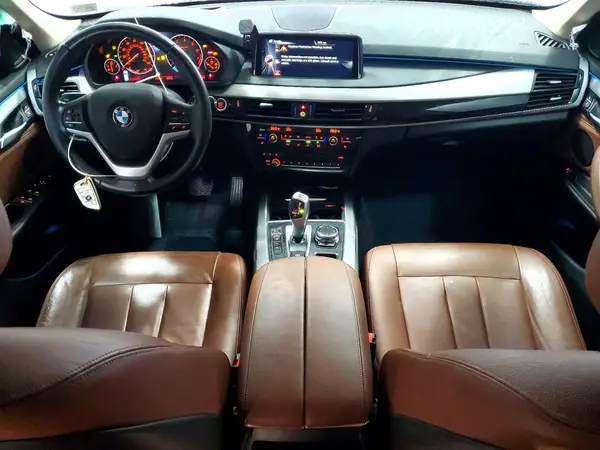 5UXKR2C58G0R72603 2016 BMW X5 - Image 8