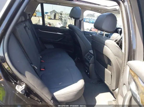 5UXKR2C58G0R73136 2016 BMW X5 - Image 8
