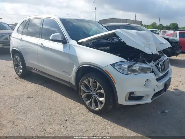 5UXKR2C58H0U19774 2017 BMW X5 - Image 1