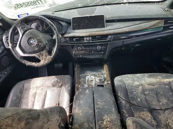 5UXKR2C58H0U19810 2017 BMW X5 - Image 8