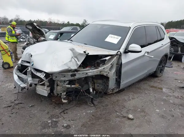 5UXKR2C58H0U20181 2017 BMW X5 - Image 2
