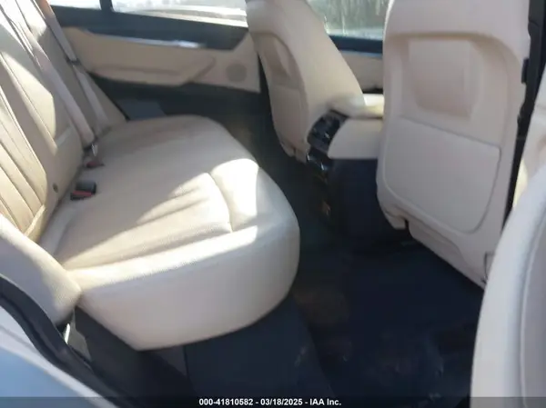 5UXKR2C58H0U20598 2017 BMW X5 - Image 8