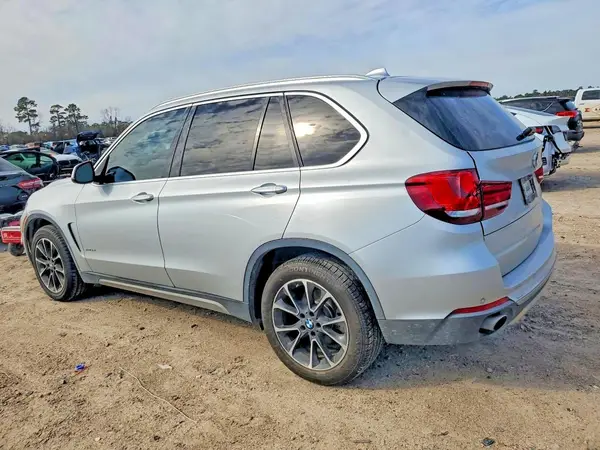 5UXKR2C58H0U20603 2017 BMW X5 - Image 2