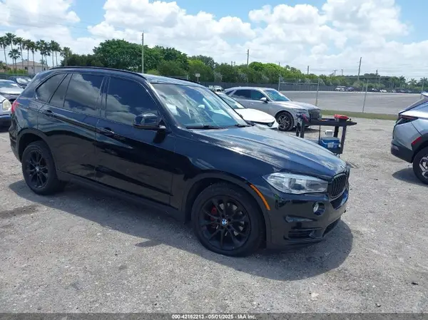 5UXKR2C58J0X07851 2018 BMW X5 - Image 1