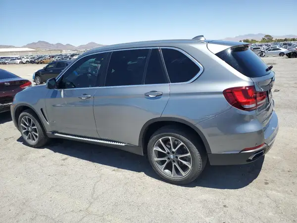 5UXKR2C58J0X09082 2018 BMW X5 - Image 2