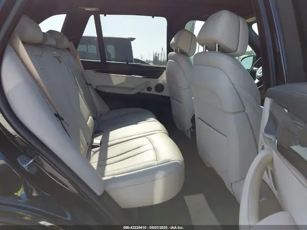 5UXKR2C58J0X09826 2018 BMW X5 - Image 8