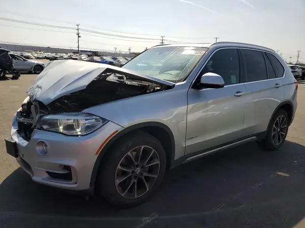 5UXKR2C58J0Z14045 2018 BMW X5 - Image 1