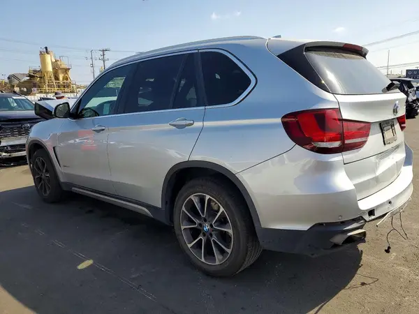 5UXKR2C58J0Z14045 2018 BMW X5 - Image 2