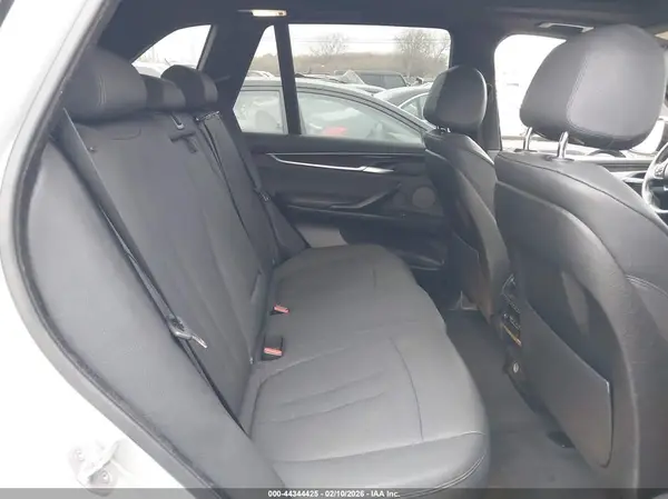5UXKR2C58J0Z14546 2018 BMW X5 - Image 8