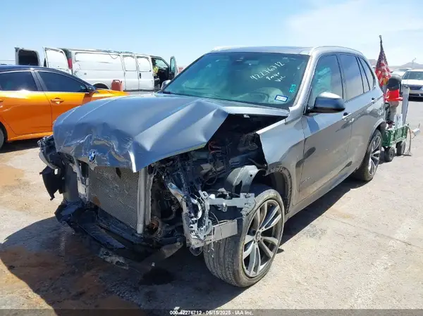 5UXKR2C58J0Z14790 2018 BMW X5 - Image 2