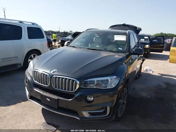 5UXKR2C58J0Z15373 2018 BMW X5 - Image 2