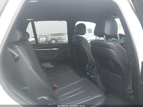 5UXKR2C58J0Z16264 2018 BMW X5 - Image 8