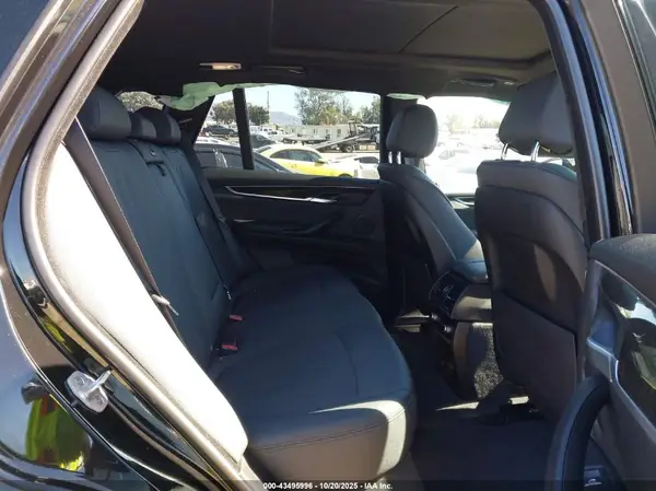 5UXKR2C58J0Z17107 2018 BMW X5 - Image 8