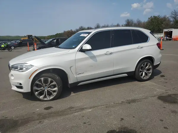 5UXKR2C58J0Z17379 2018 BMW X5 - Image 1
