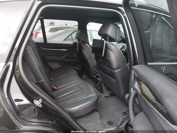 5UXKR2C58J0Z17902 2018 BMW X5 - Image 8