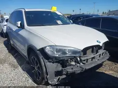 5UXKR2C58J0Z17978 2018 BMW X5