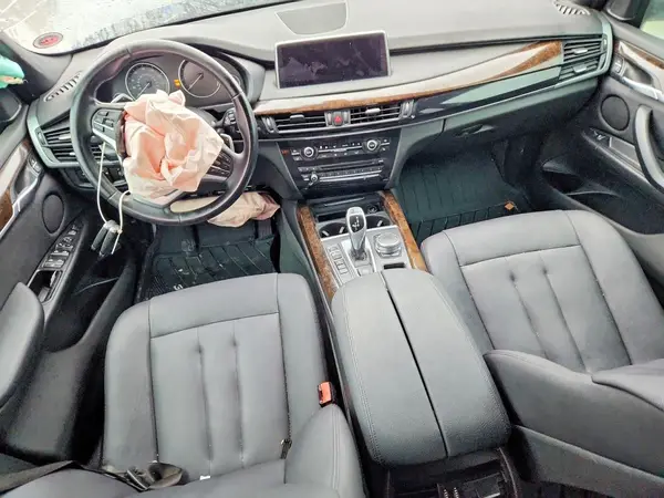 5UXKR2C58J0Z19469 2018 BMW X5 - Image 8