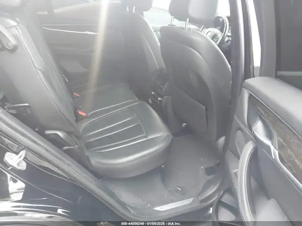 5UXKR2C58J0Z20606 2018 BMW X5 - Image 8