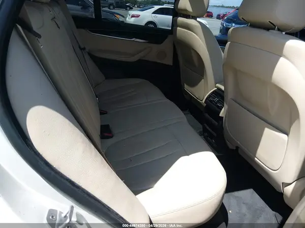 5UXKR2C59G0H41888 2016 BMW X5 - Image 8