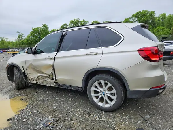 5UXKR2C59G0H41924 2016 BMW X5 - Image 2