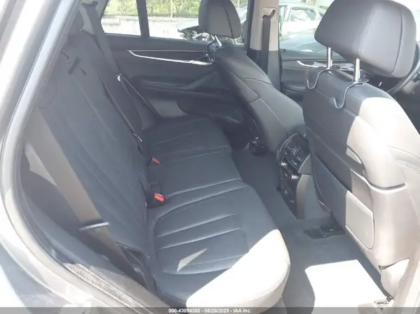5UXKR2C59G0H42605 2016 BMW X5 - Image 8