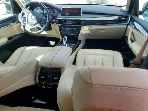 5UXKR2C59G0R72996 2016 BMW X5 - Image 8