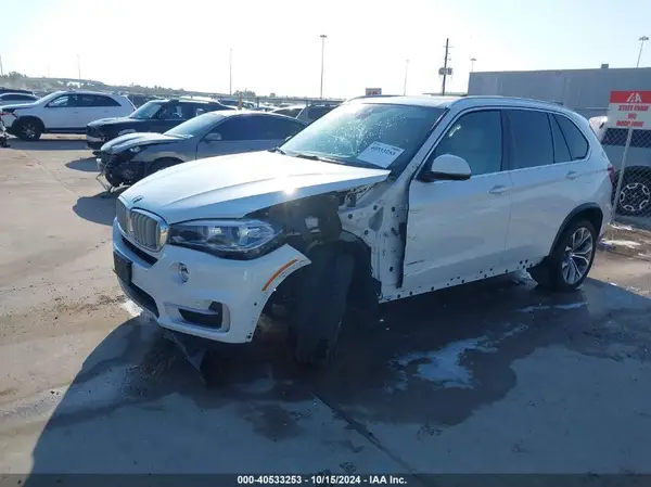 5UXKR2C59J0X09060 2018 BMW X5 - Image 2