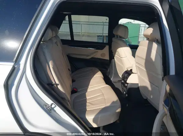 5UXKR2C59J0X09060 2018 BMW X5 - Image 8