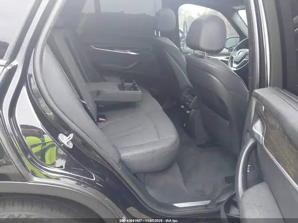 5UXKR2C59J0X10516 2018 BMW X5 - Image 8