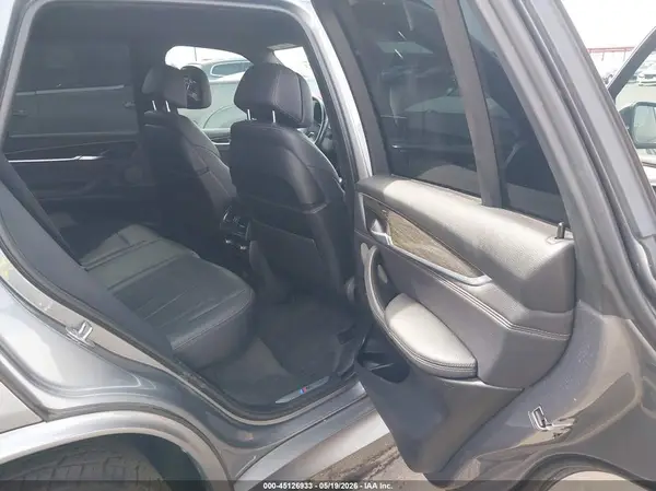 5UXKR2C59J0Z14314 2018 BMW X5 - Image 8