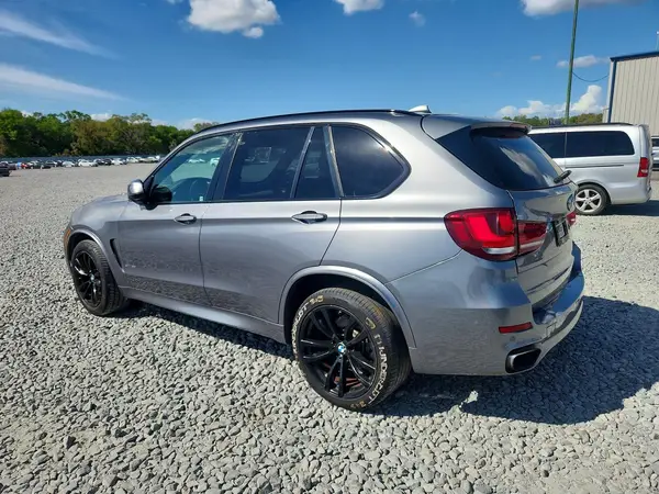 5UXKR2C59J0Z15477 2018 BMW X5 - Image 2