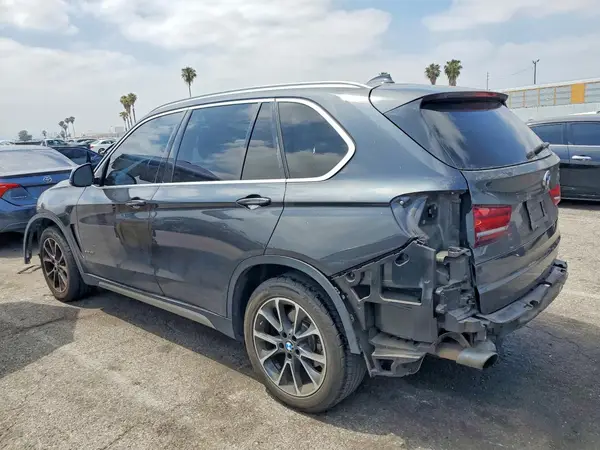 5UXKR2C5XH0U21672 2017 BMW X5 - Image 2