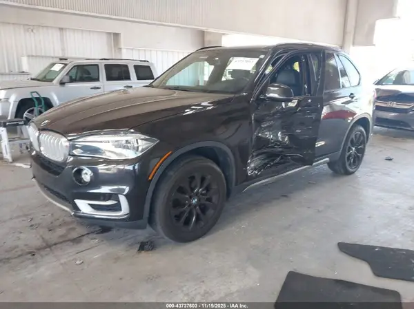 5UXKR2C5XJ0X07575 2018 BMW X5 - Image 2