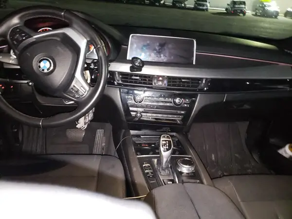 5UXKR2C5XJ0X07821 2018 BMW X5 - Image 8