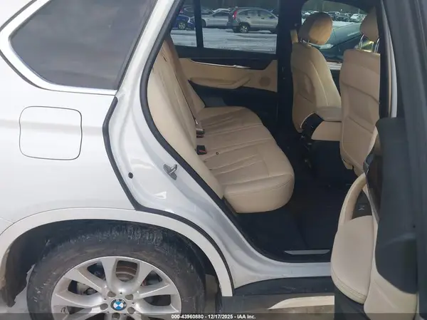 5UXKR2C5XJ0X09259 2018 BMW X5 - Image 8