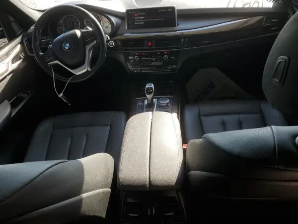 5UXKR2C5XJ0Z14791 2018 BMW X5 - Image 8