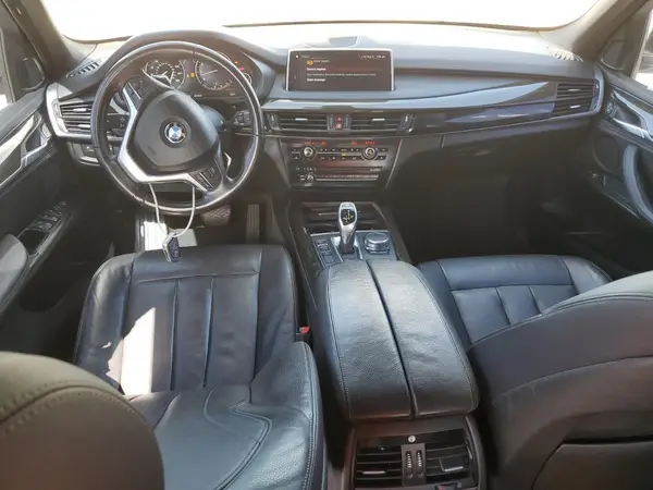 5UXKR2C5XJ0Z14841 2018 BMW X5 - Image 8