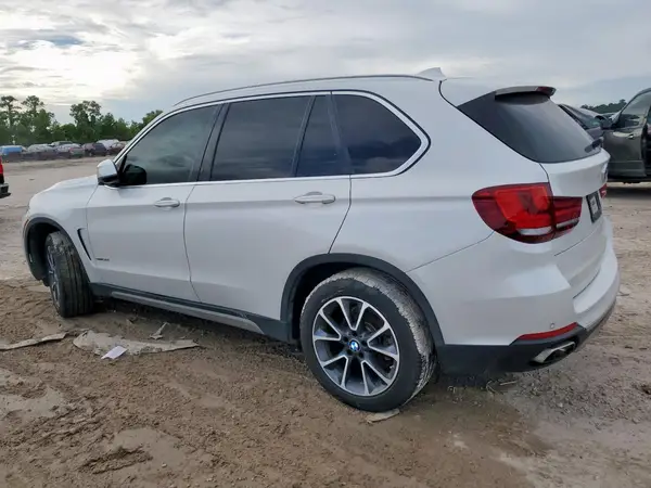5UXKR2C5XJ0Z15438 2018 BMW X5 - Image 2